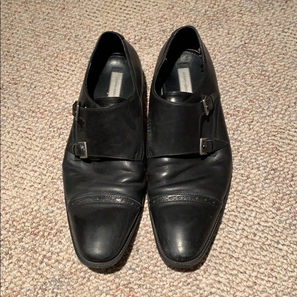 Dress shoes